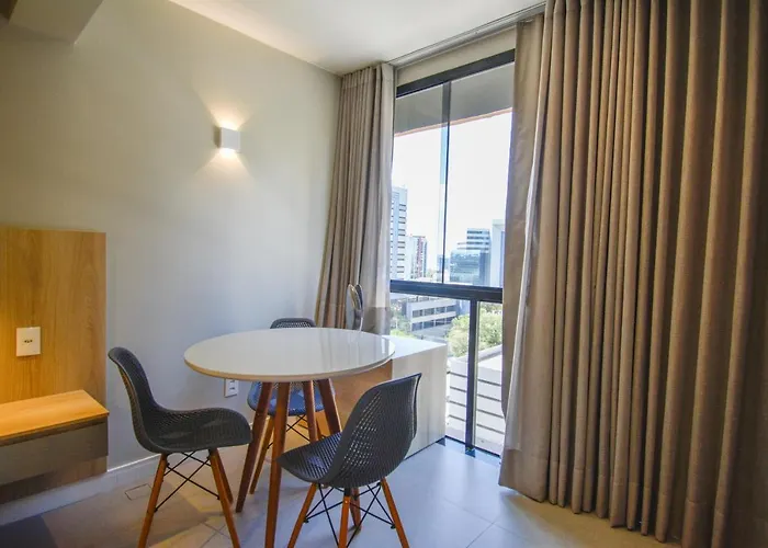 Garvey Park Hotel