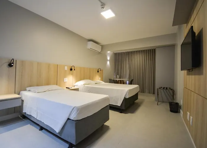 Garvey Park Hotel